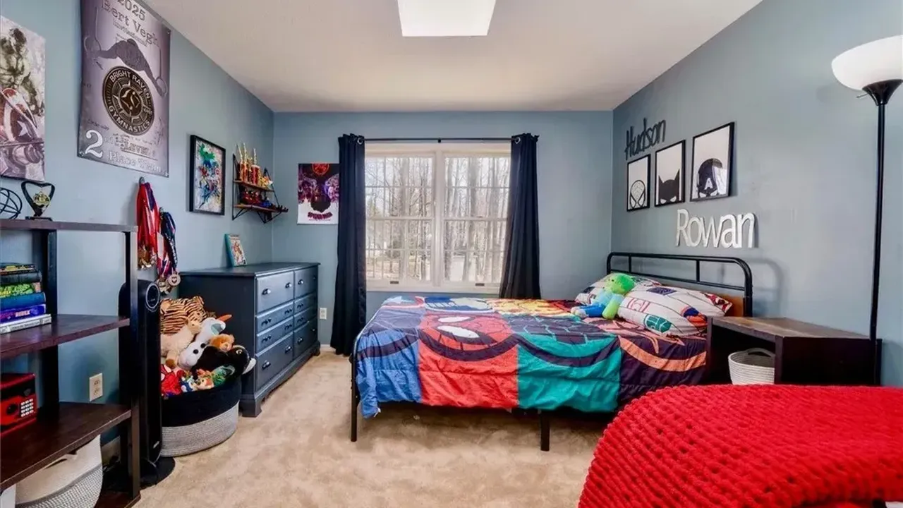 Discover this 1993 Contemporary Colonial With First Floor Office in Rochester, NY. (Floor Plan Inside)