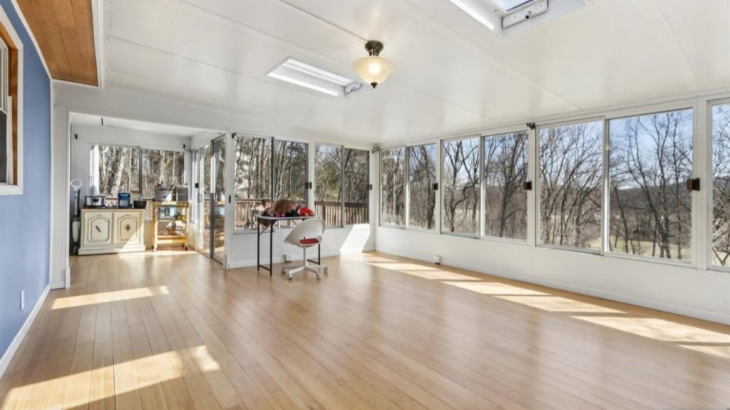 Discover This 3-Bedroom New Jersey Home With Beautiful Gable Roof Design (Floor Plan Included)