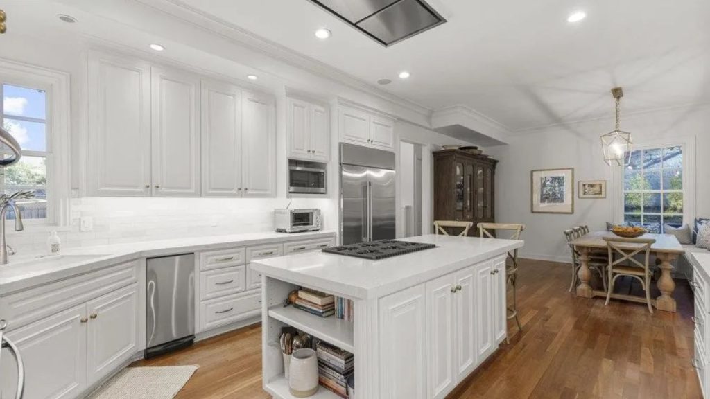 Spacious Culinary Haven with Style