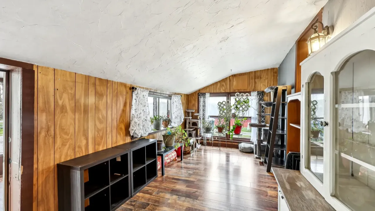 Discover This Unique 4-Bedroom Victorian Home with Wood Beamed Ceilings and Stylish New Vanities in Knightstown, IN (Floor Plan Included)