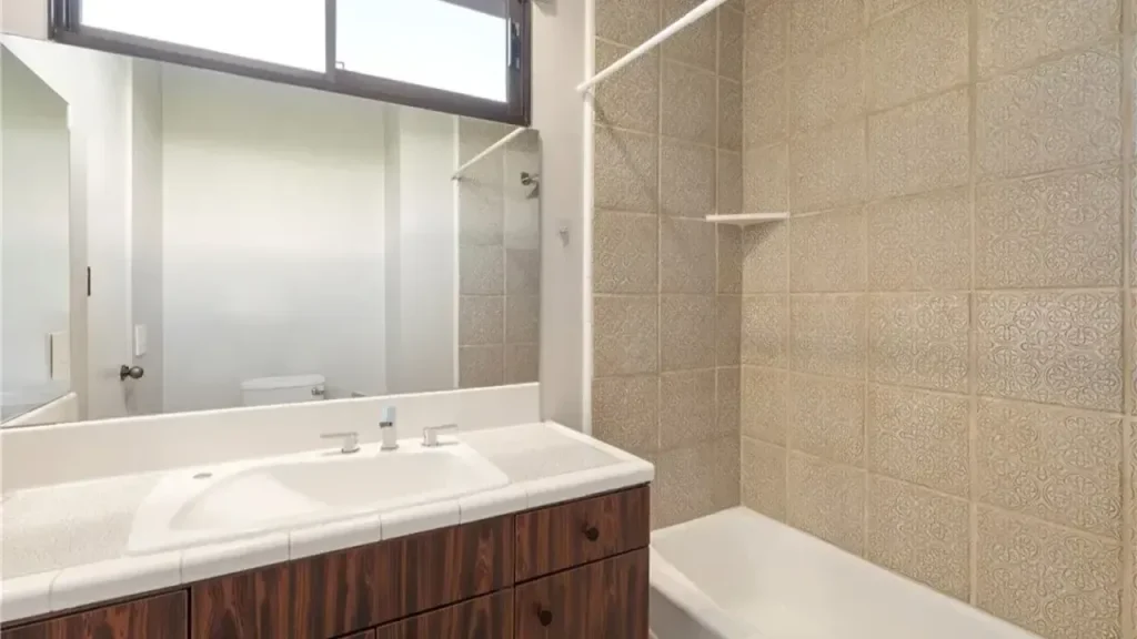 Tour This $4.7M Los Angeles Mid-Century Gem with Chef's Kitchen and Spa-Like Primary Suite (Floor Plan Inside)