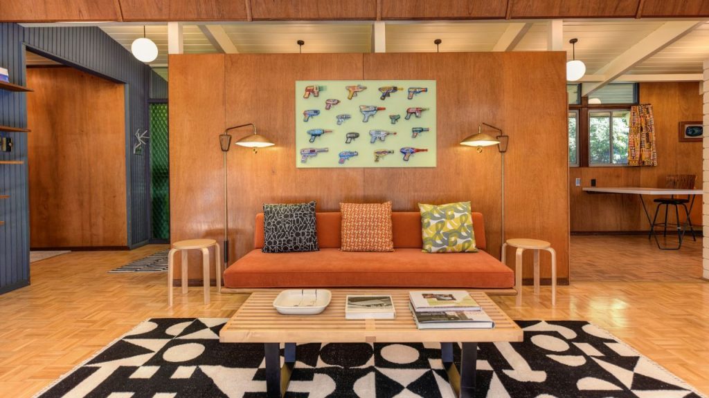 Using Bold, Geometric Patterns