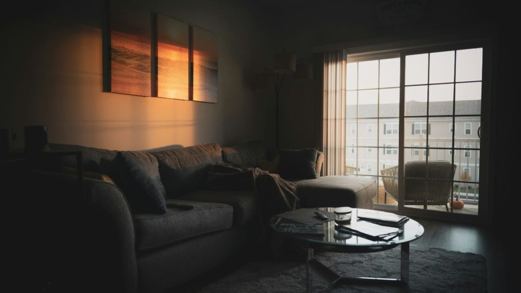 Overly Dark Room Turns Off Buyers