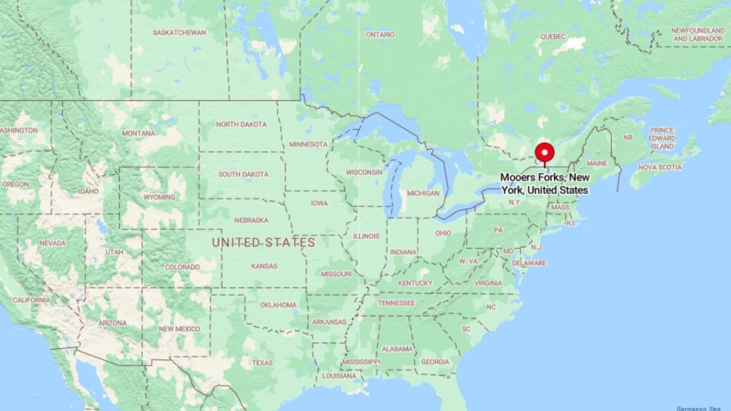 Map showing Mooers Forks, New York location in the U.S.
