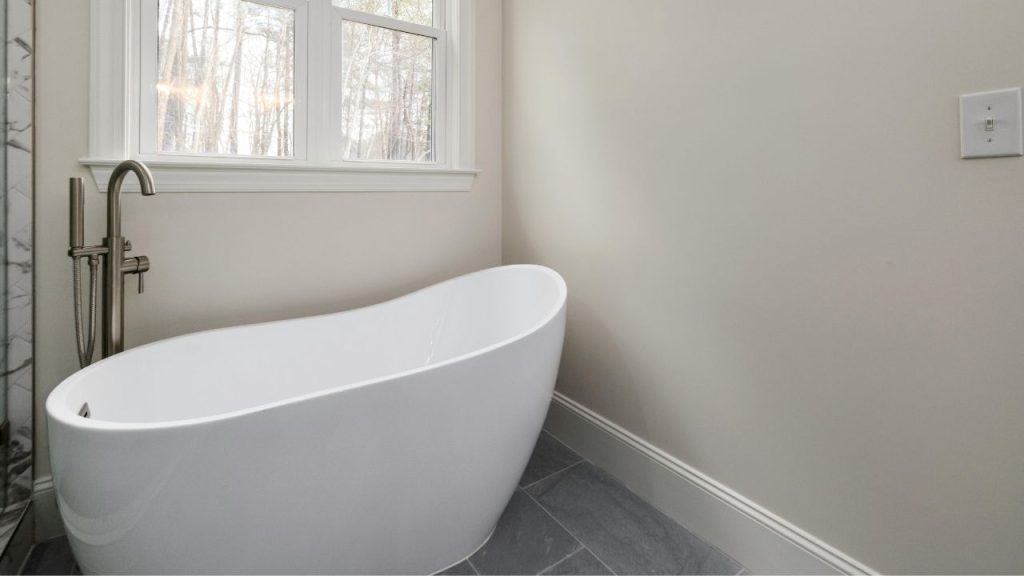 Home with a Freestanding Bathtub