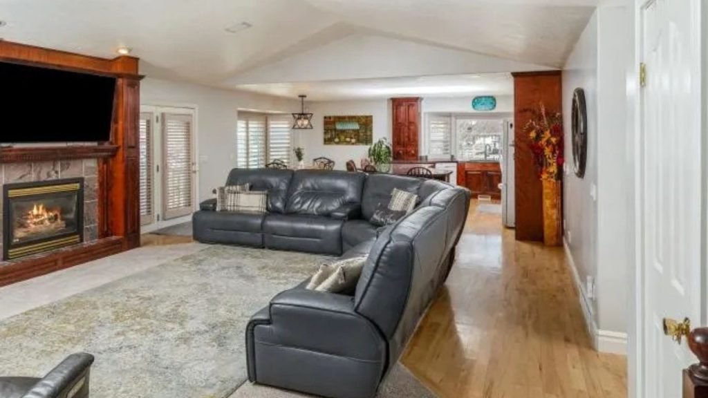 Cozy Open-Concept Living Room