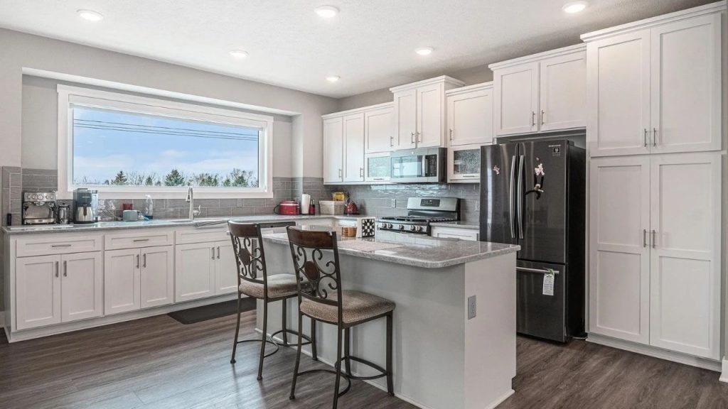 Bright Modern Kitchen with Island