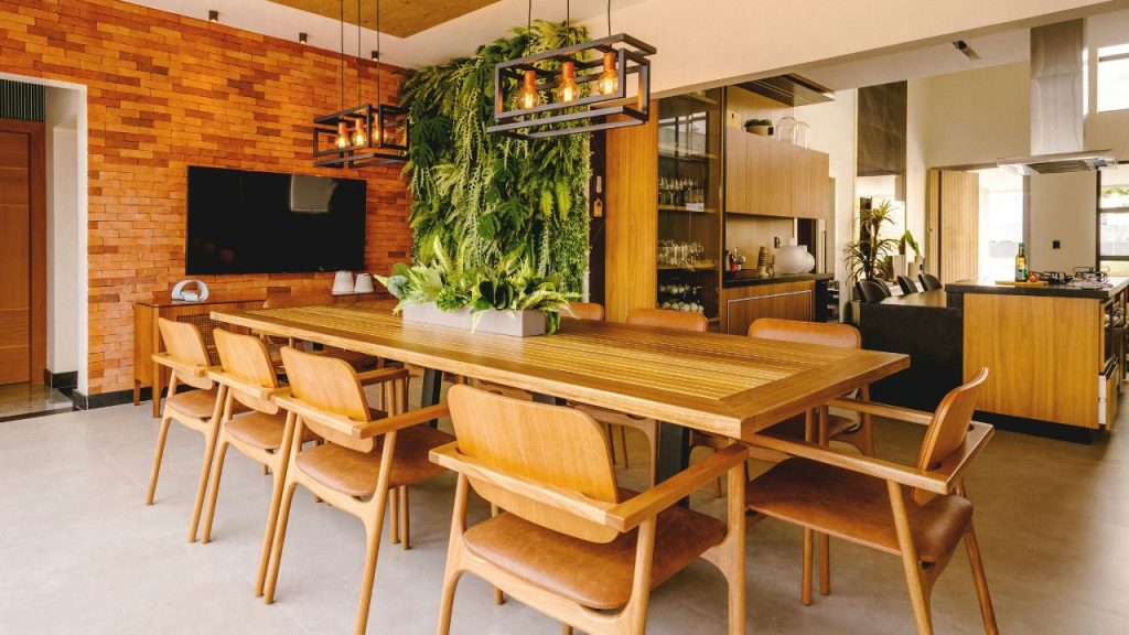 Wood is Easy to Maintain