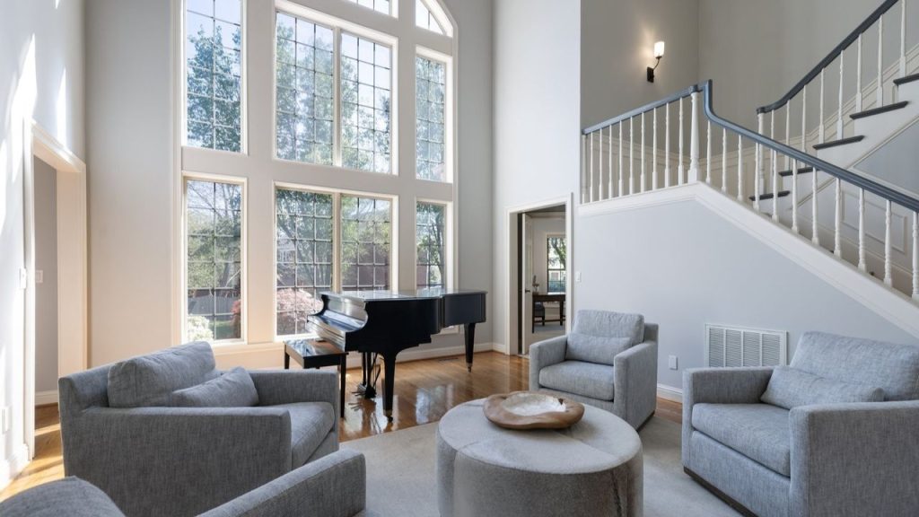 Grand Living Room Elegance