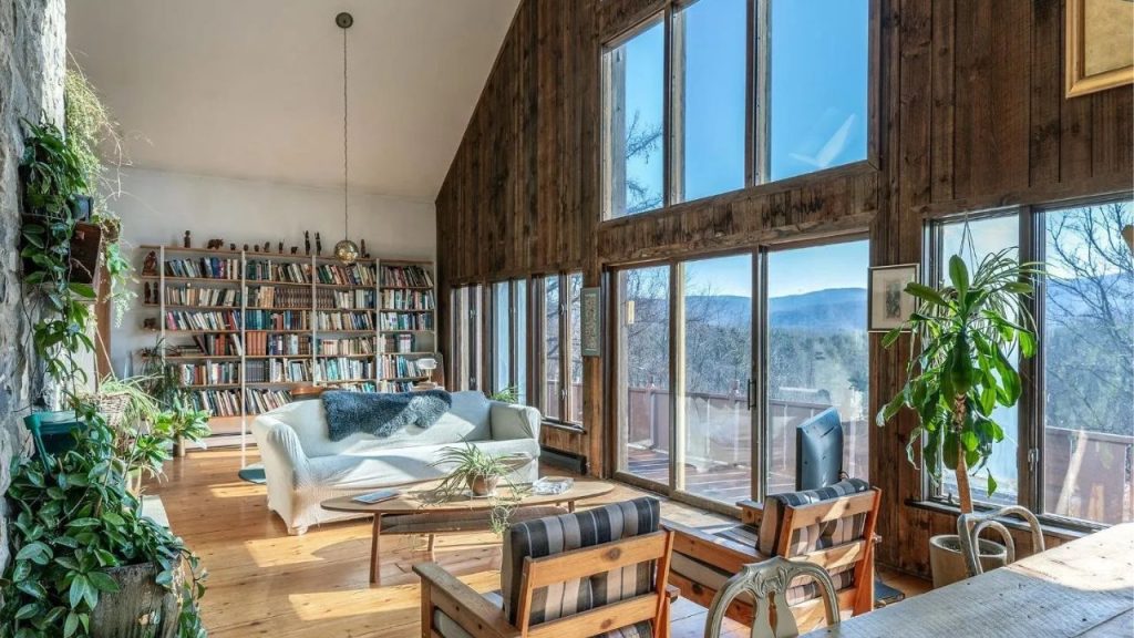 Sunlit Mountain View Lounge