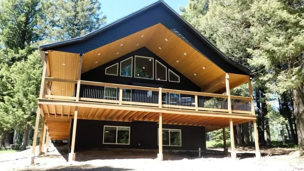 Discover Modern Comfort in This 6-Bedroom Cabin Nestled Among Towering Pine Trees Near Yellowstone! (Floor Plan Included)
