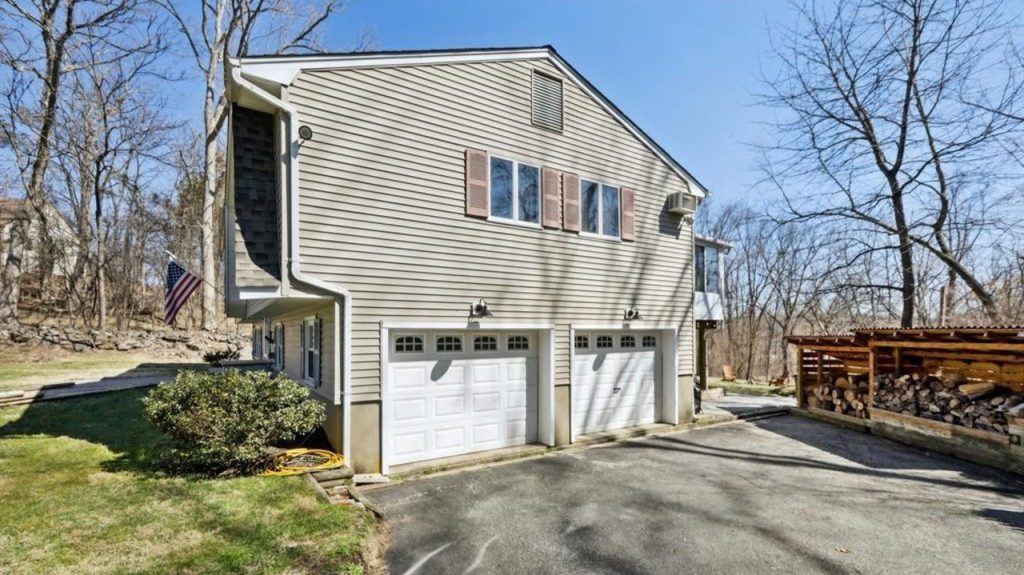Discover This 3-Bedroom New Jersey Home With Beautiful Gable Roof Design (Floor Plan Included)