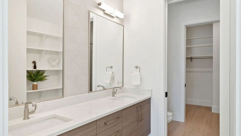 Modern Bath with Walk-In Closet