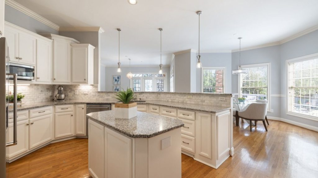 Light-Filled Chef’s Kitchen