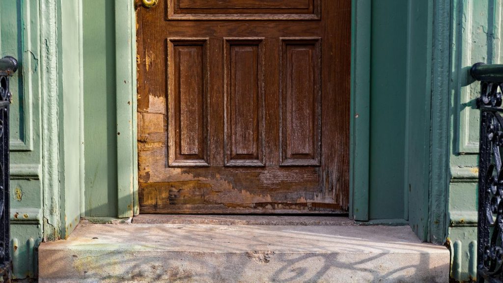 Door with Poor Maintenance