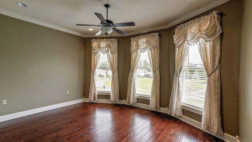 Serene Space with Natural Light