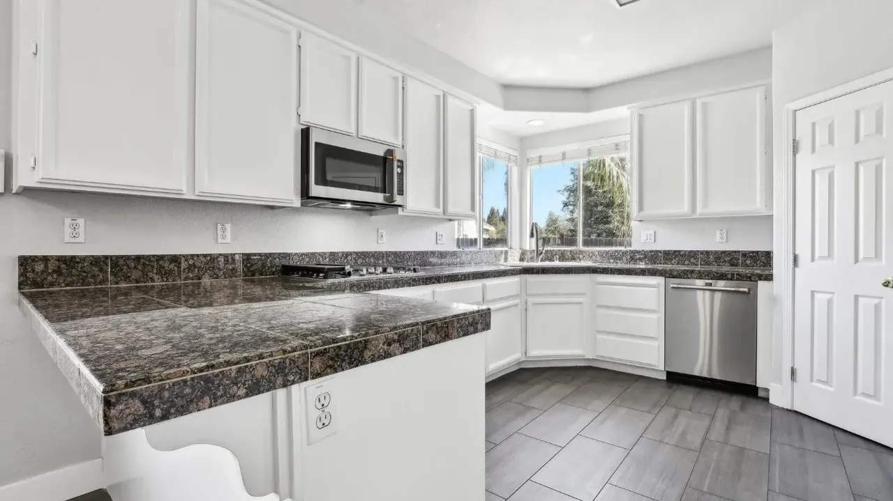 Get Inspired by The Floor Plan of This 2,495 Sq-Ft 4-Bedroom Home With Office Space and a Family Room