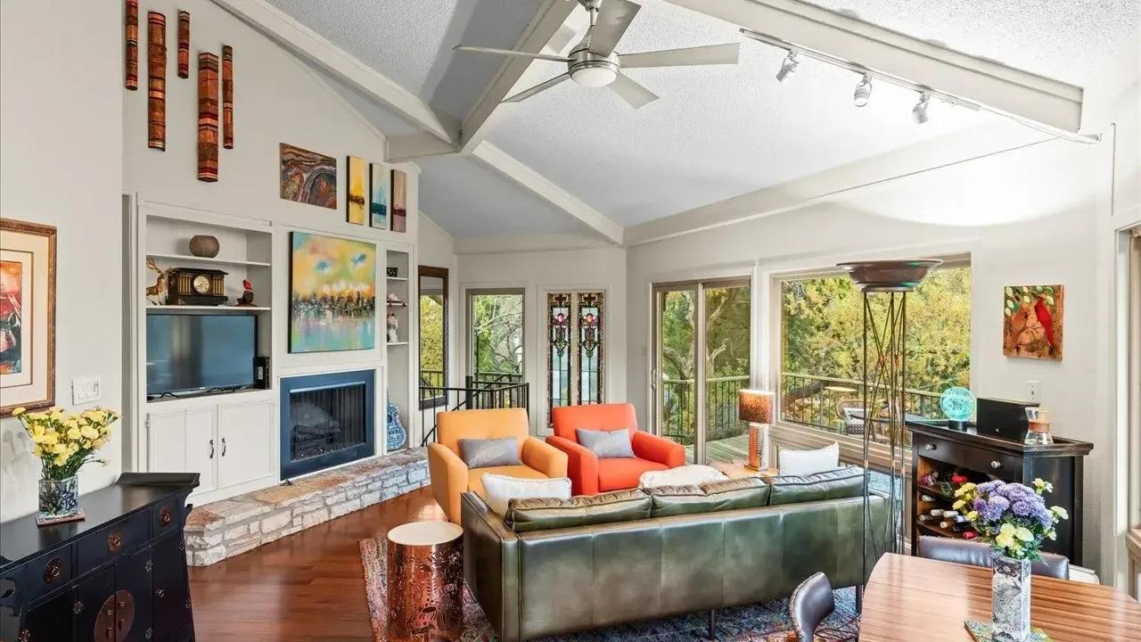 Unique Mid-Century Modern Octagon Home with Wraparound Deck and Guest Quarters in Austin (Floor Plan For Inspiration)