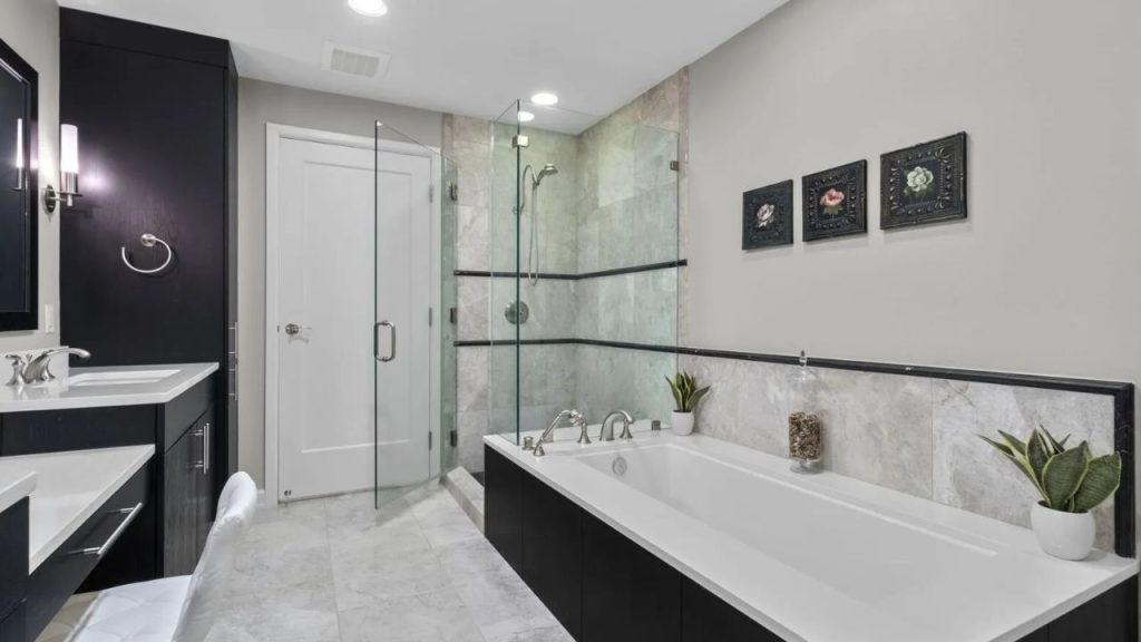 Spa-Style Primary Bath