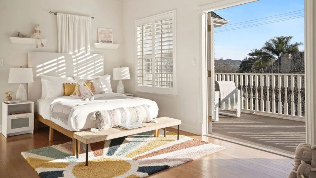 Sunlit Suite With Terrace