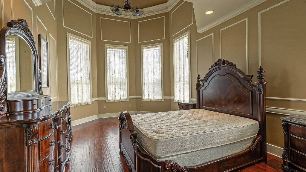 Grand Room with Bay Windows