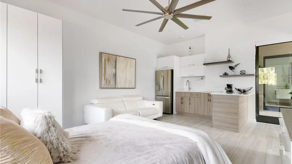Bright Suite with Sleek Finishes