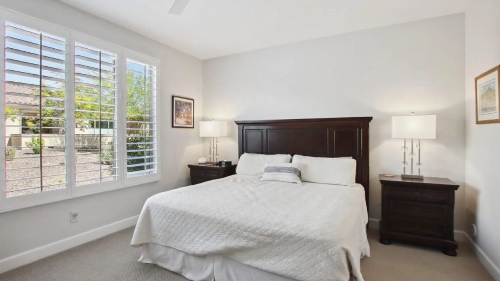 Spacious Suite with Classic Style