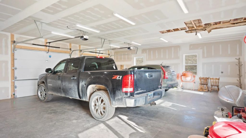 Oversized Garage with Workshop Potential