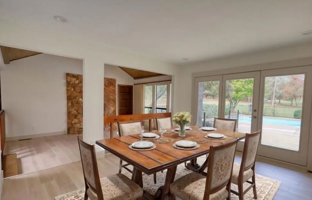 dining room