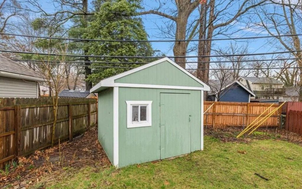 shed