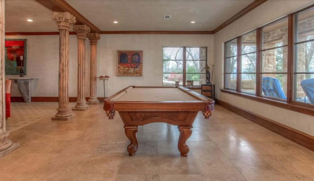 gameroom