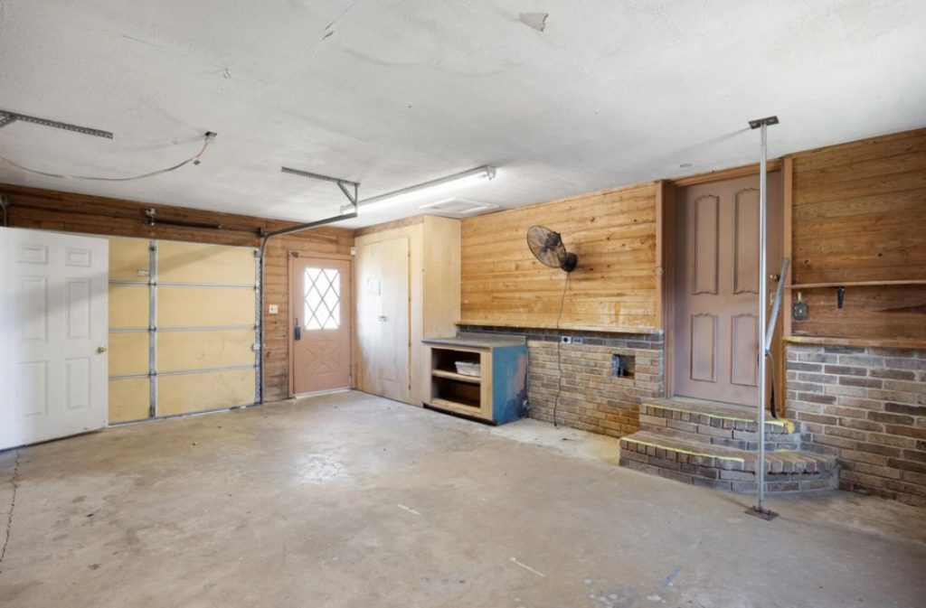 garage