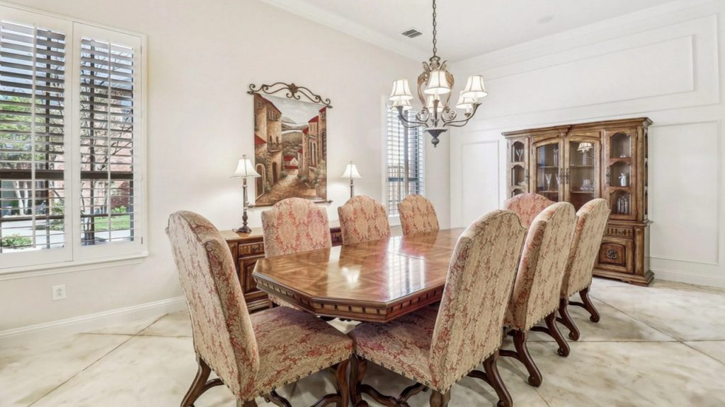 dining