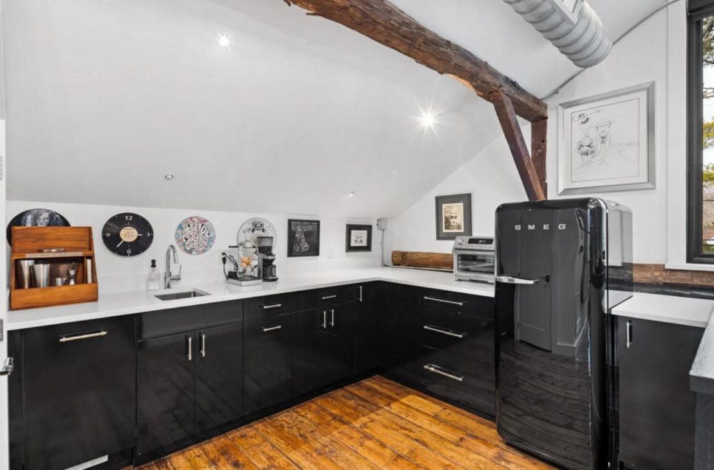 Kitchen with Vintage Charm