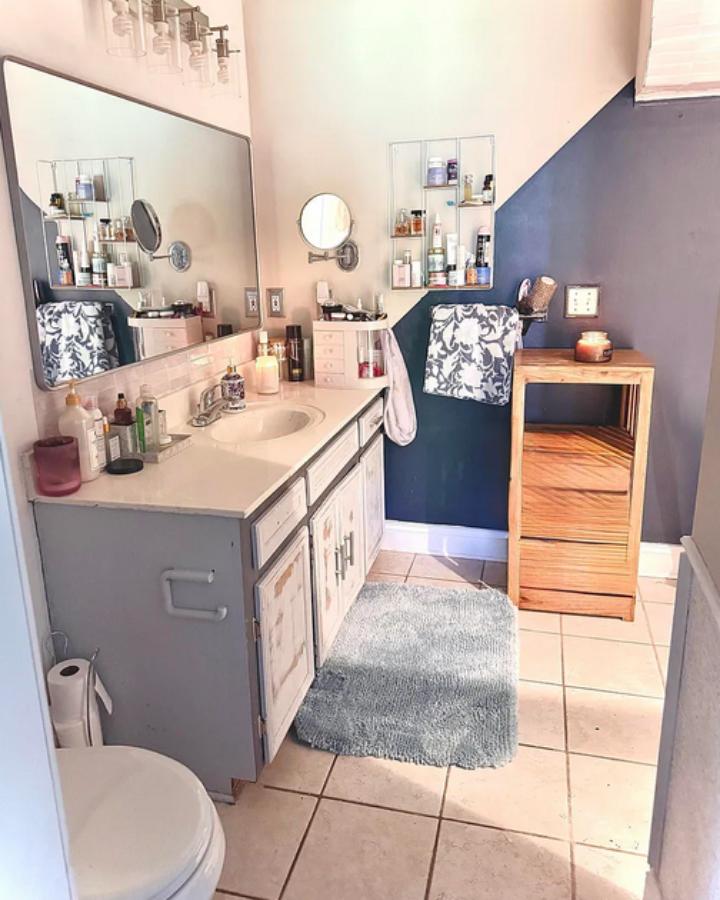 9.Cozy Bathroom with Functional Design