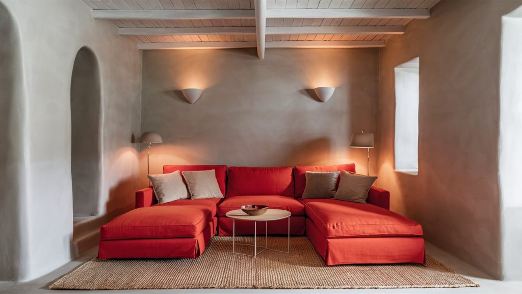 red sofa