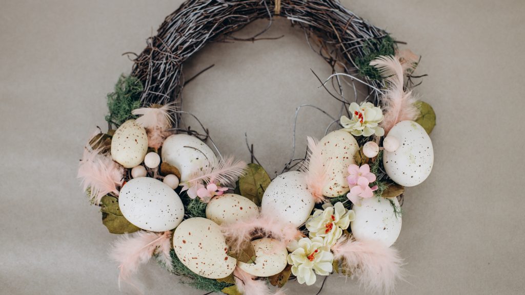 Farmhouse Easter Wreaths
