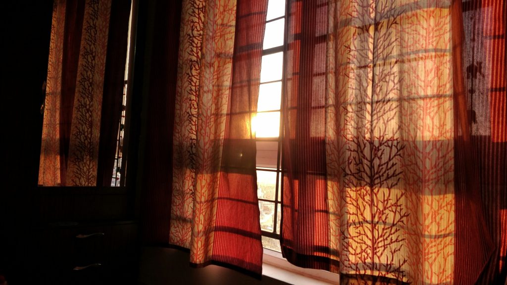 Curtain
