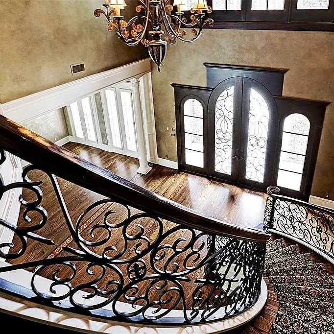 Staircase in Adrian Peterson’s Former TX Home