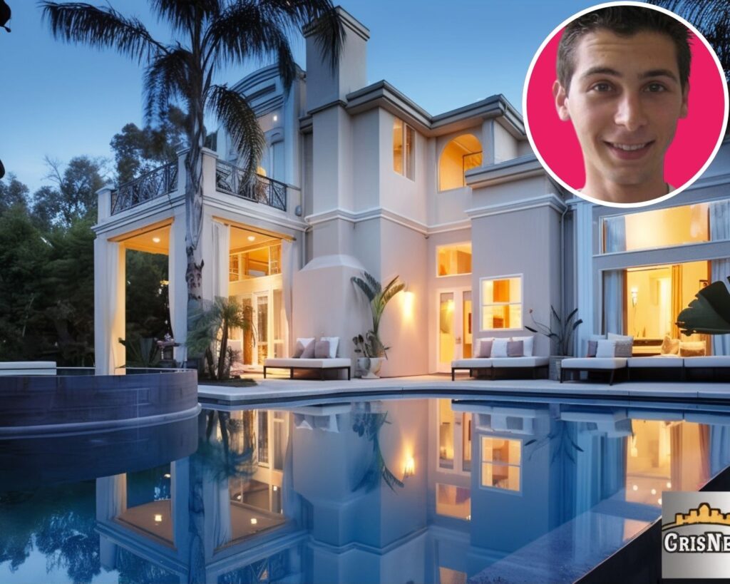 Front Exterior of Justin Berfield’s Former Calabasas Home