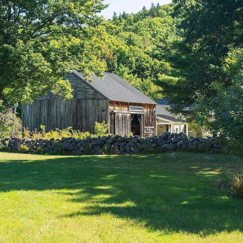 Sunlit Timber Barn of Ghislaine Maxwell NH Hideaway