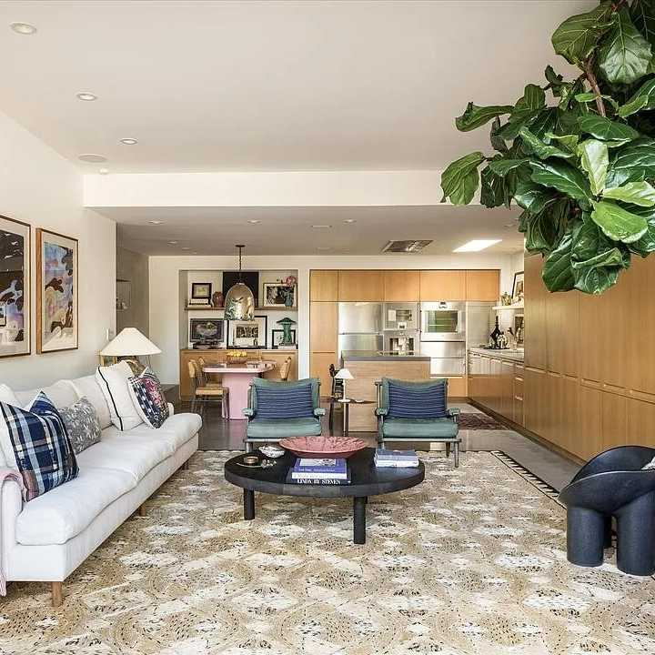 Living Room in Sarah Paulson’s Former CA Home