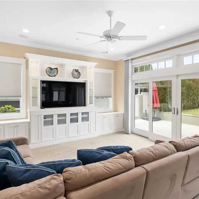 Family Room in Kurt Suzuki’s Former CA Home