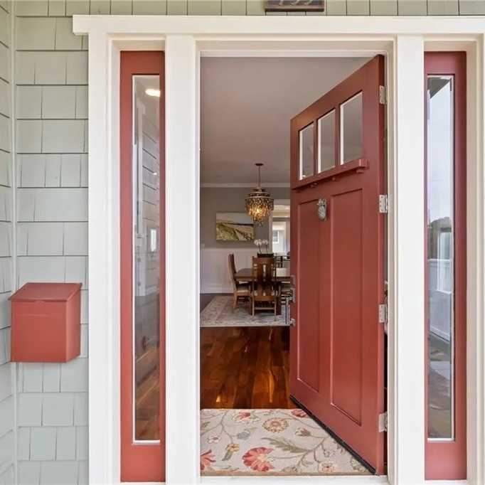 Entryway of Kurt Suzuki’s Former CA Home
