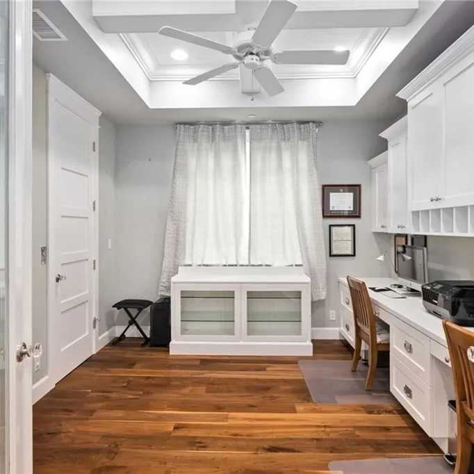 Home Office in Kurt Suzuki’s Former CA Home