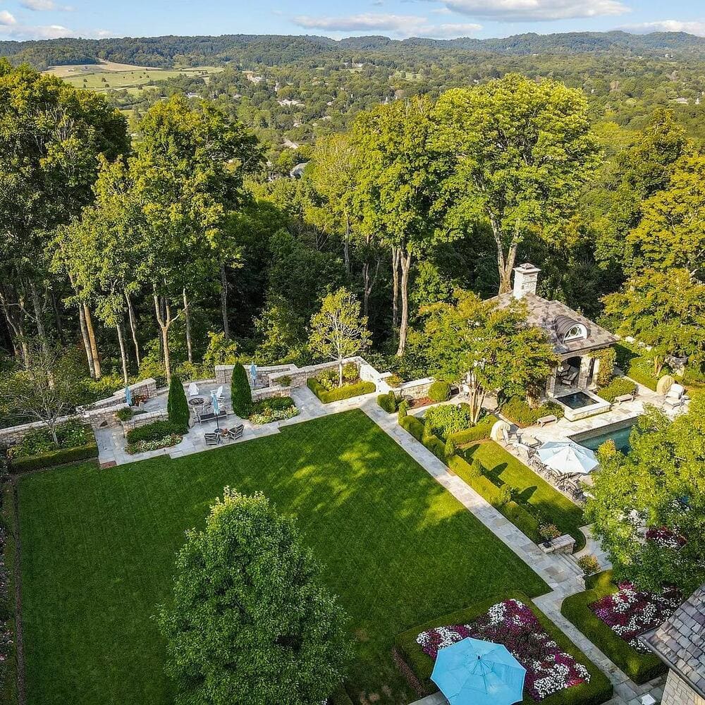 Pool Area of Alan Jackson’s Former TN Home