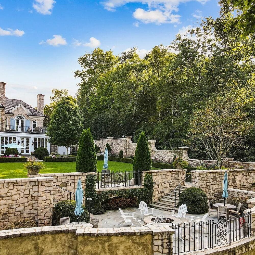 Poolside of Alan Jackson’s Former TN Home