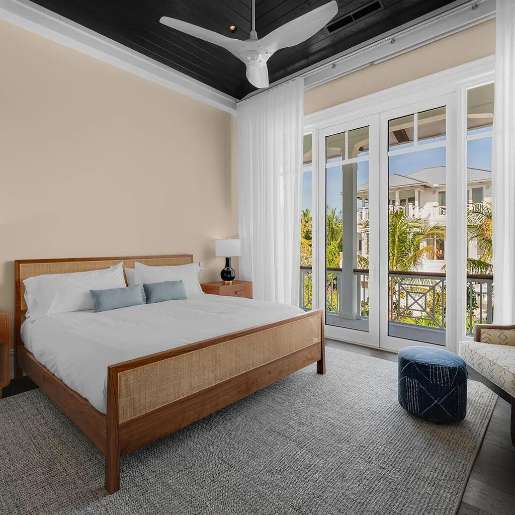 Bedroom in Dave Portnoy’s Former FL Home