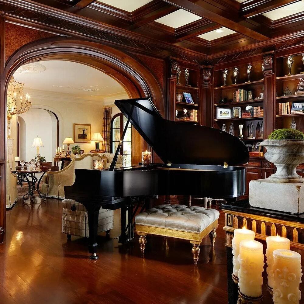 Study in Alan Jackson’s Former TN Home