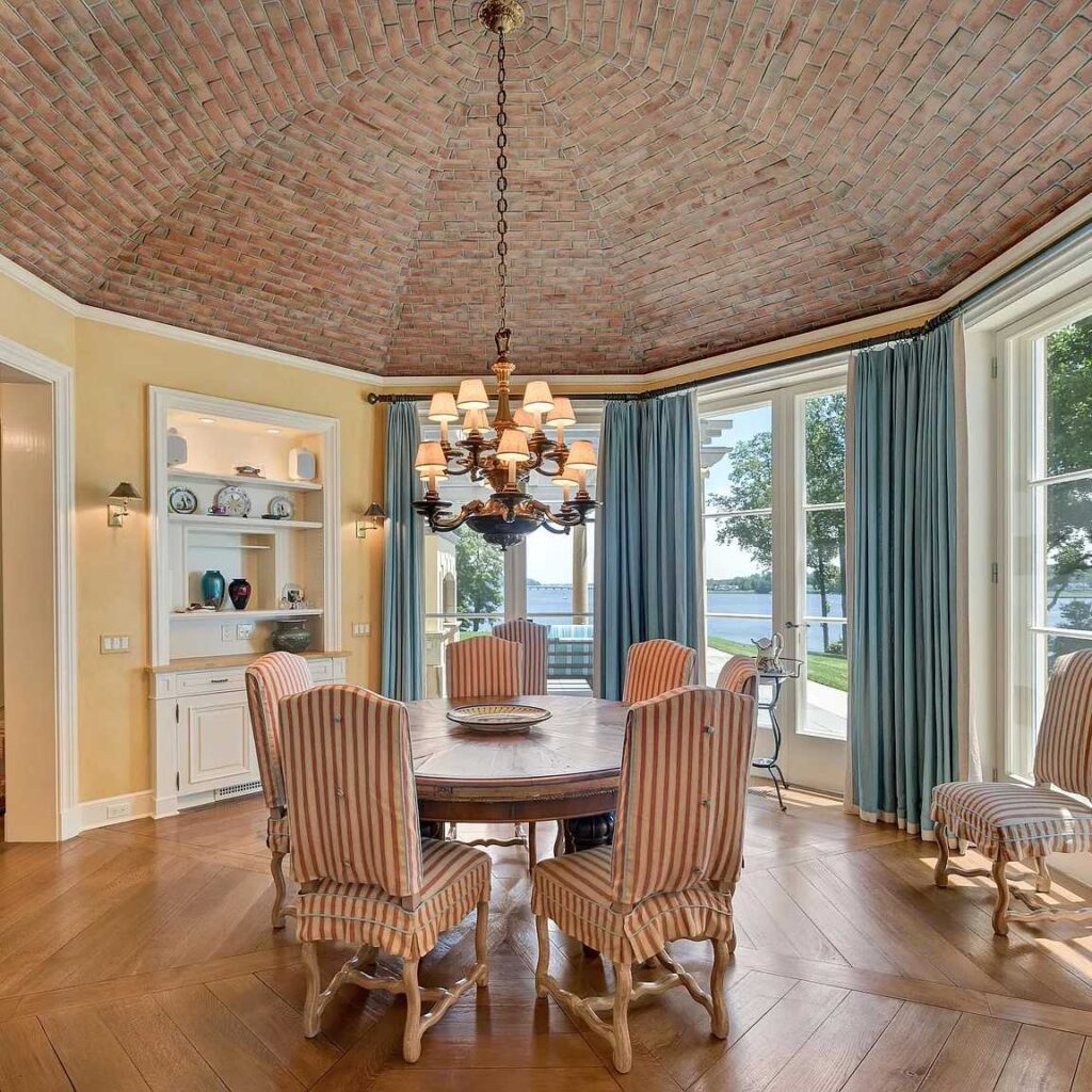 Dining Room in Jon Bon Jovi’s Former NJ Home